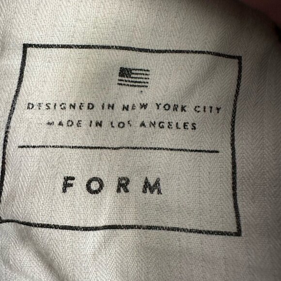 AYR Jeans Womens Size 30  Blue Form‎ Tapered Raw Hem Distressed - Picture 3 of 15